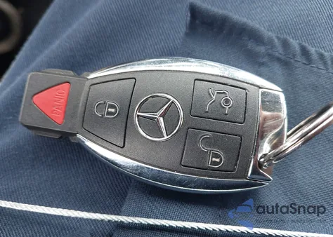 2019 Mercedes-Benz Slc 300 из США, поврежденный, VIN WDDPK3JAXKF158997